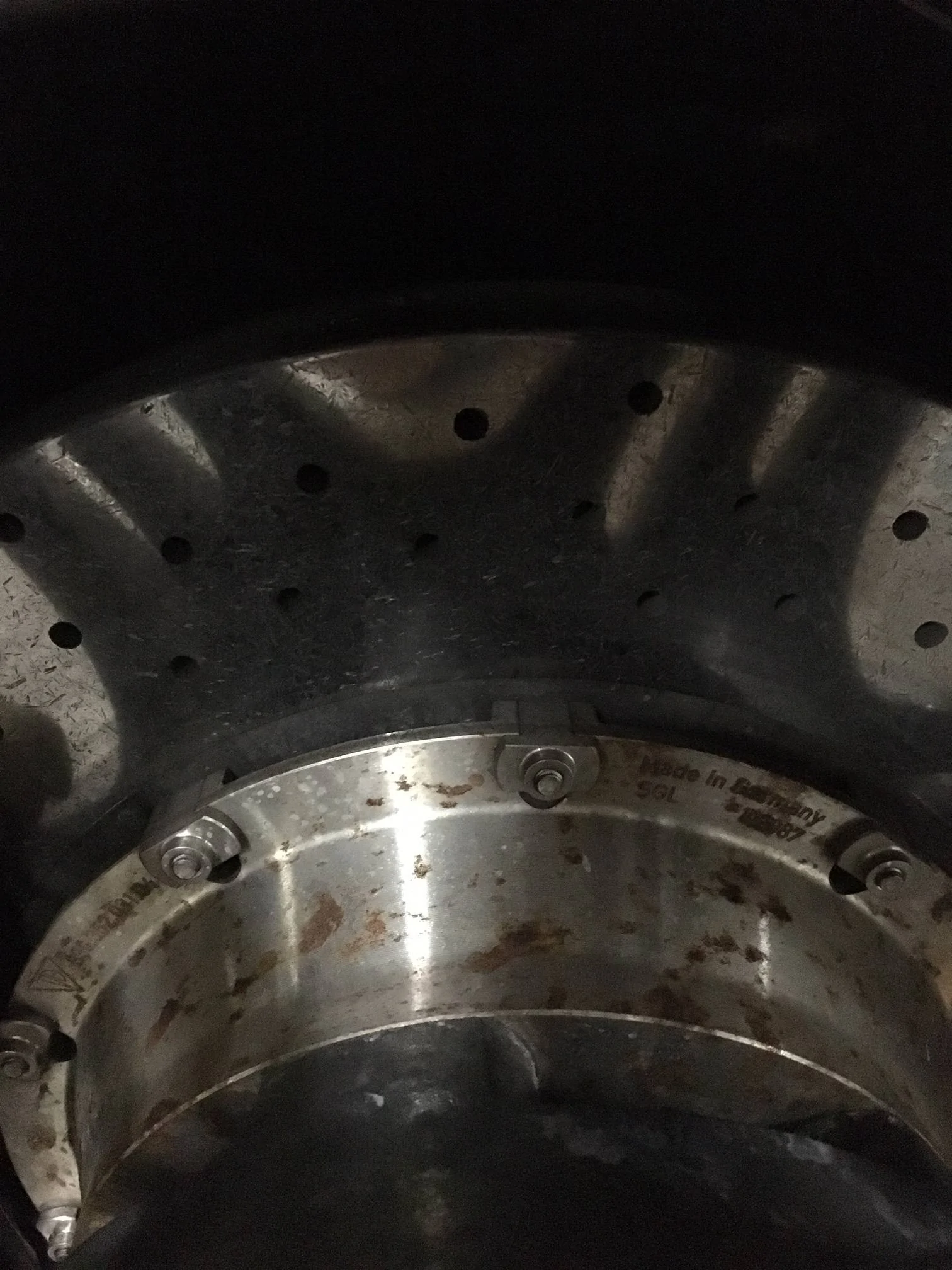 Porsche Taycan Rusted PSCB brakes attachment