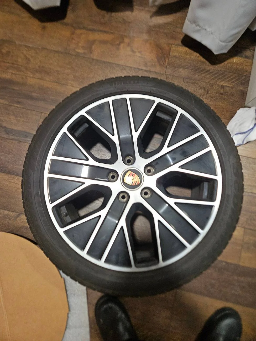Porsche Taycan 20" Taycan Turbo Aero Wheels -Seattle- $400 20240930_195232