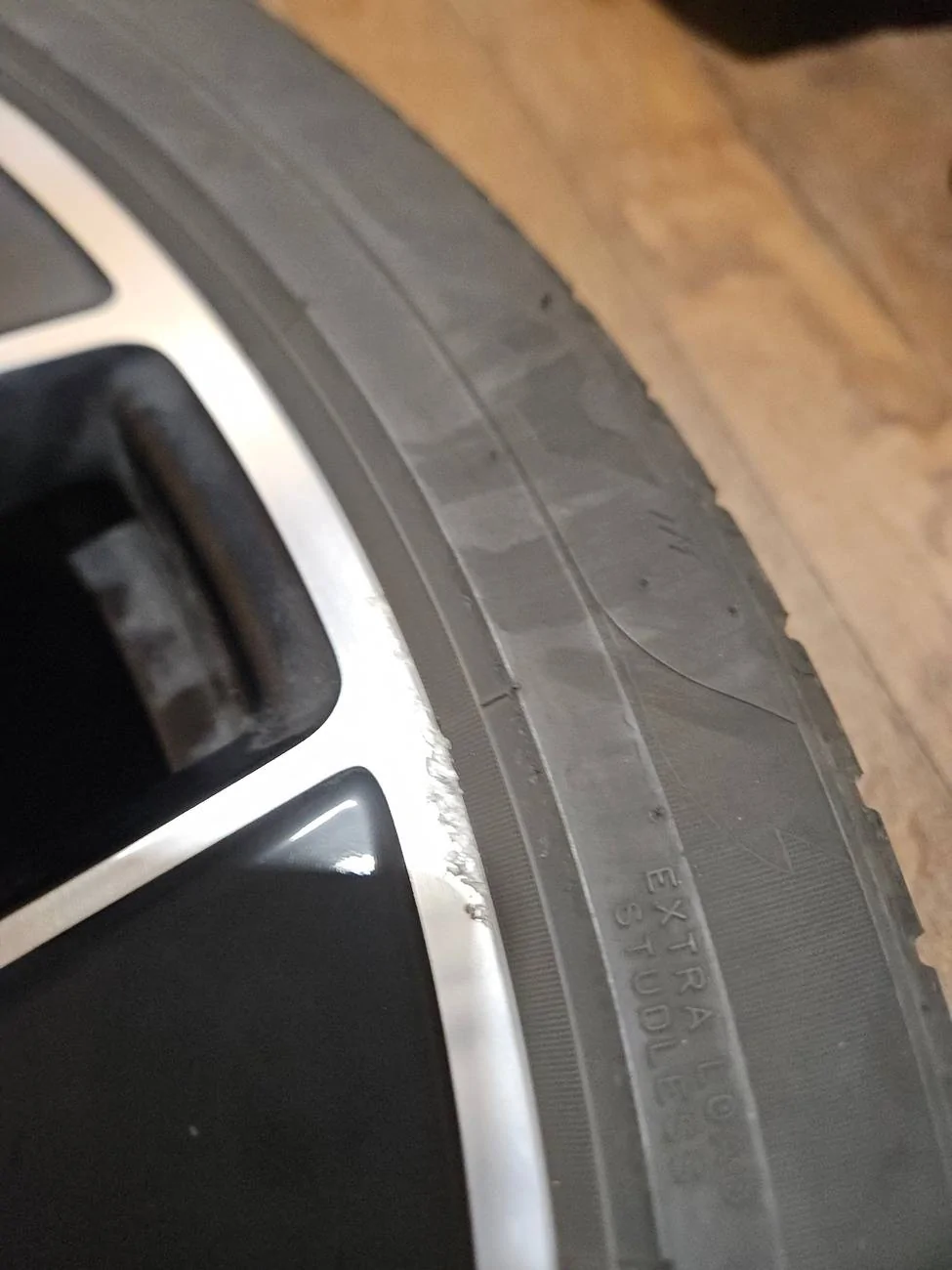 Porsche Taycan 20" Taycan Turbo Aero Wheels -Seattle- $400 20240930_195125