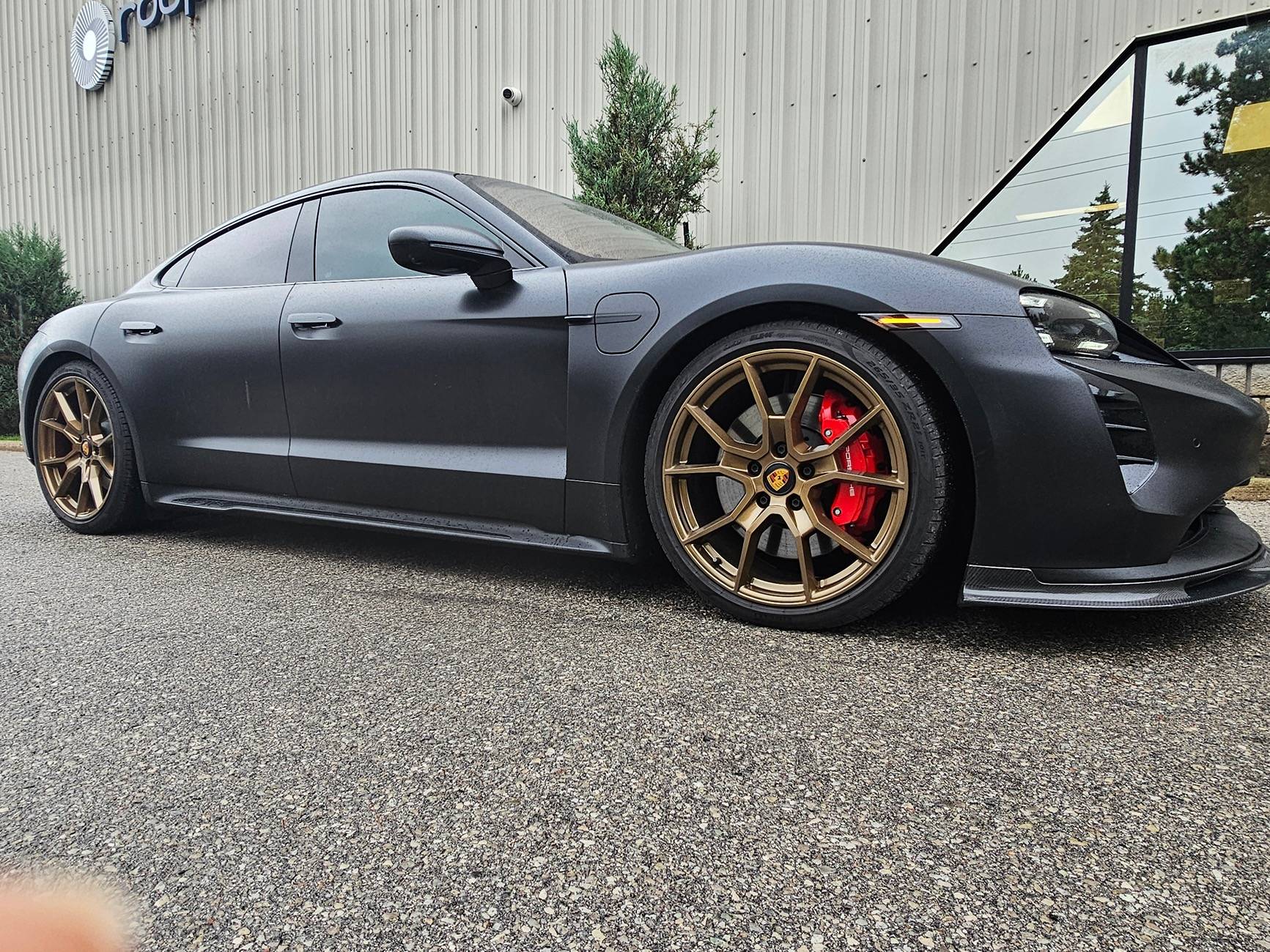 Porsche Taycan Powder coated my black RS Spyders wheels to bronze 20240924_134718