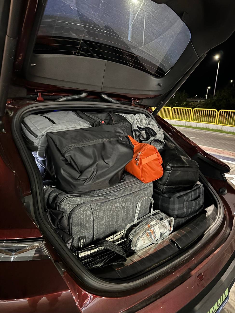 Porsche Taycan Has anyone purchased car specific bag sets? IMG_2589