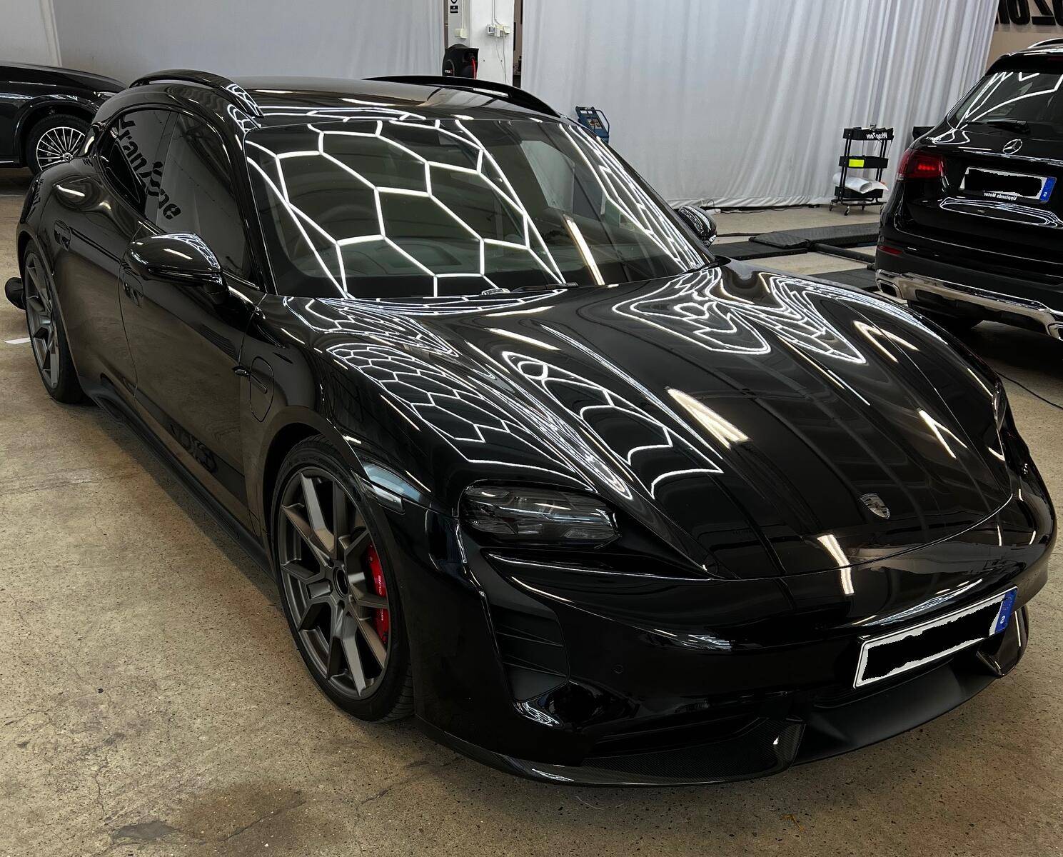 Porsche Taycan Powder coated my black RS Spyders wheels to bronze Repainted Satin Platinum