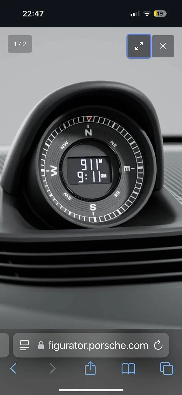 Porsche Taycan Retrofit Compass? IMG_7175