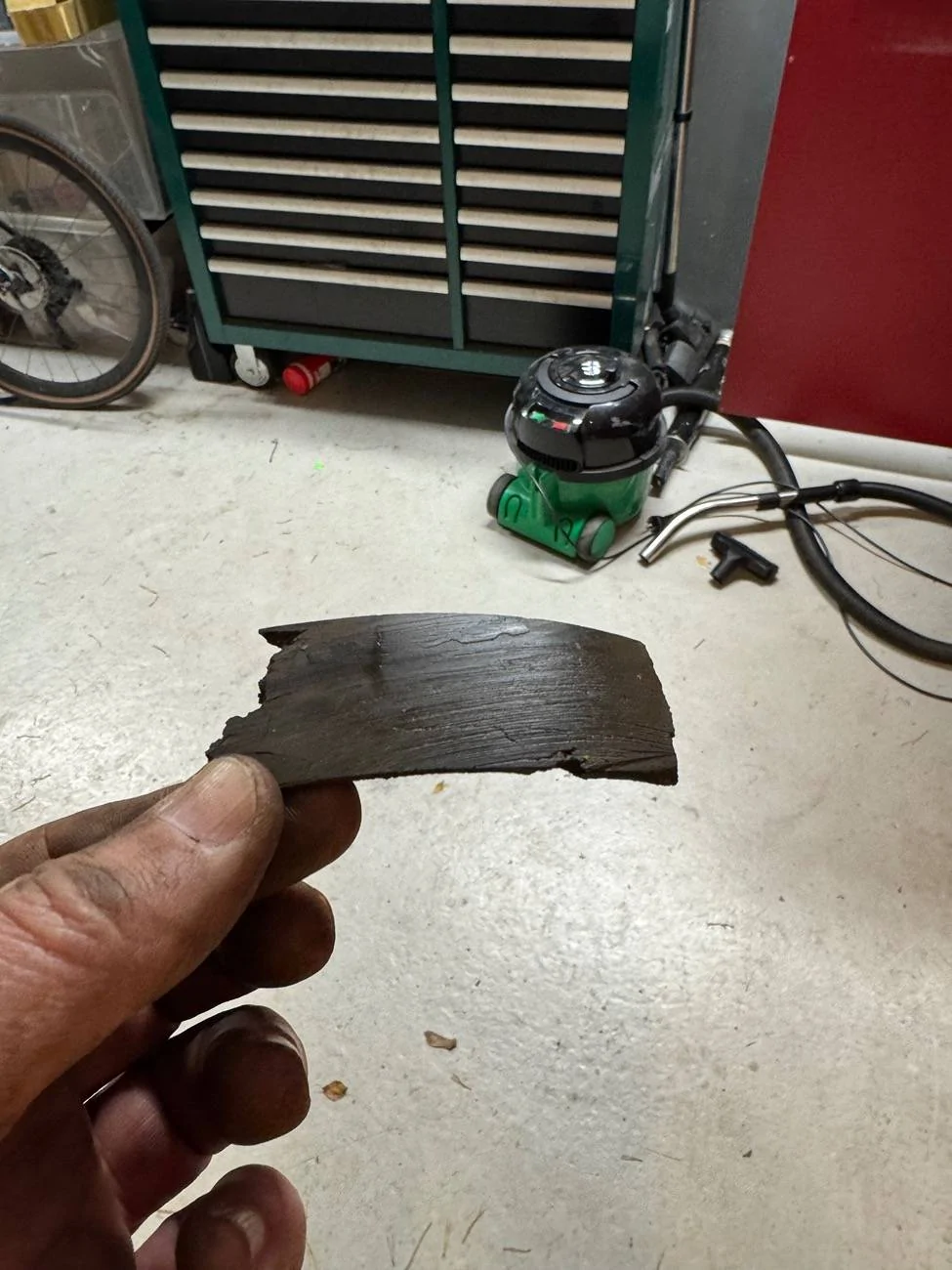Porsche Taycan E-brake error message and fix IMG_1206