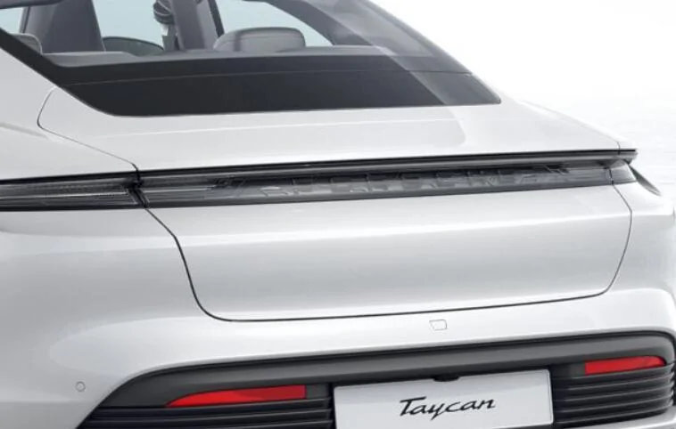 Porsche Taycan Illuminated Porsche logo on 2025 Taycan - retrofit? 1730961422169-c3