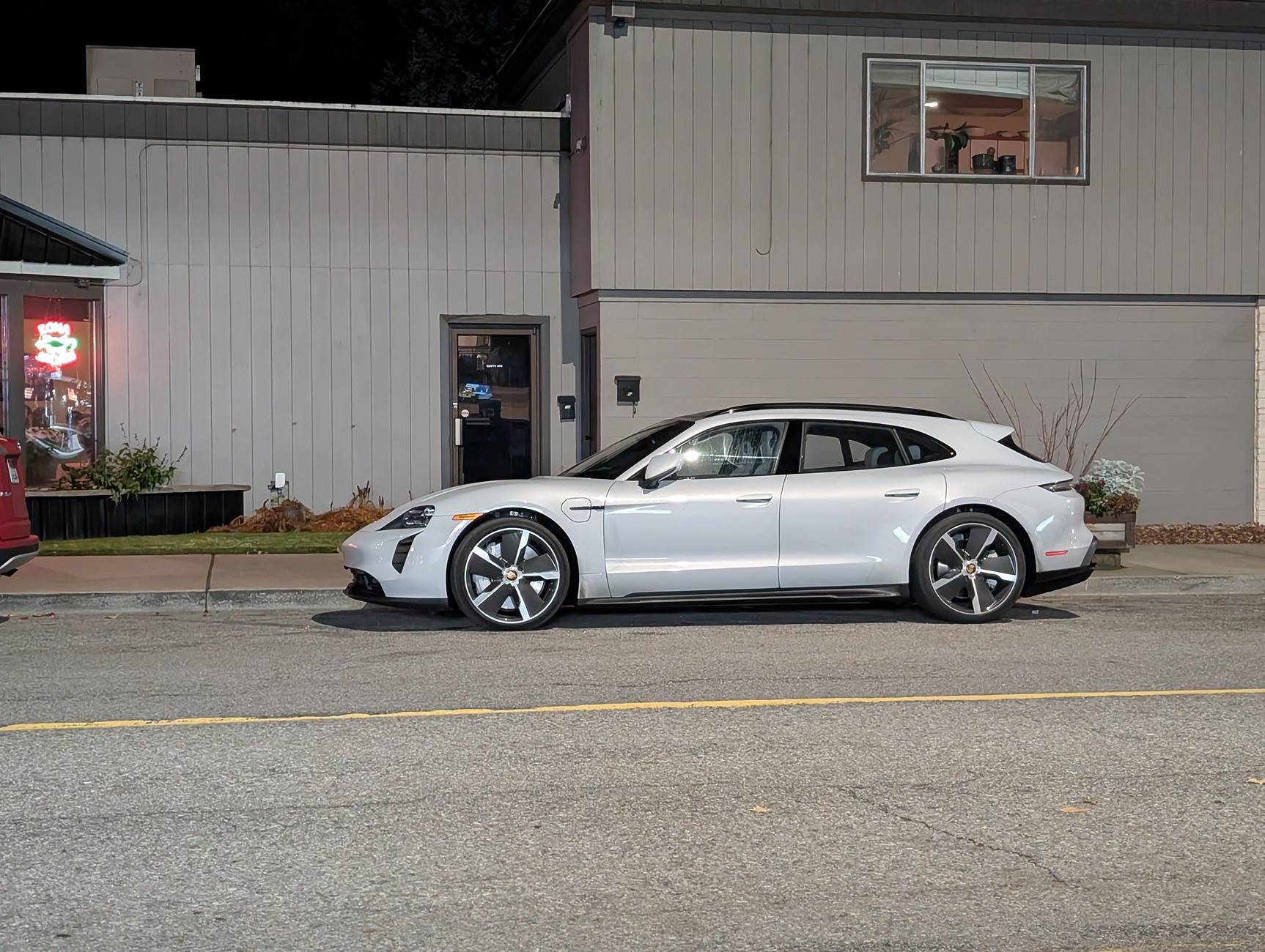 Porsche Taycan Kalispell MT --> San Francisco CA (Taycan Pickup/Delivery Report!) PXL_20241109_041827572
