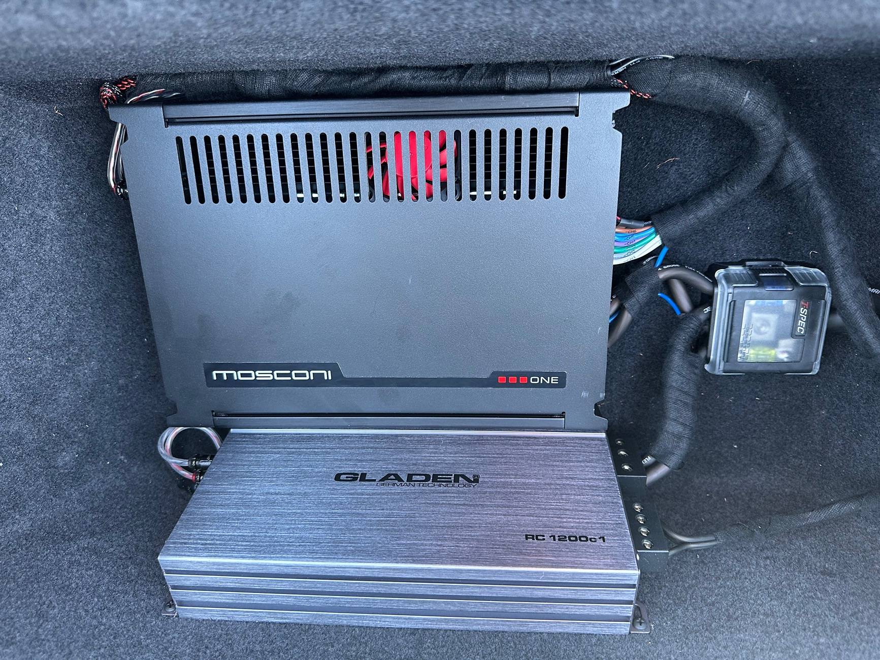 Porsche Taycan Subwoofer upgraded! IMG_2491