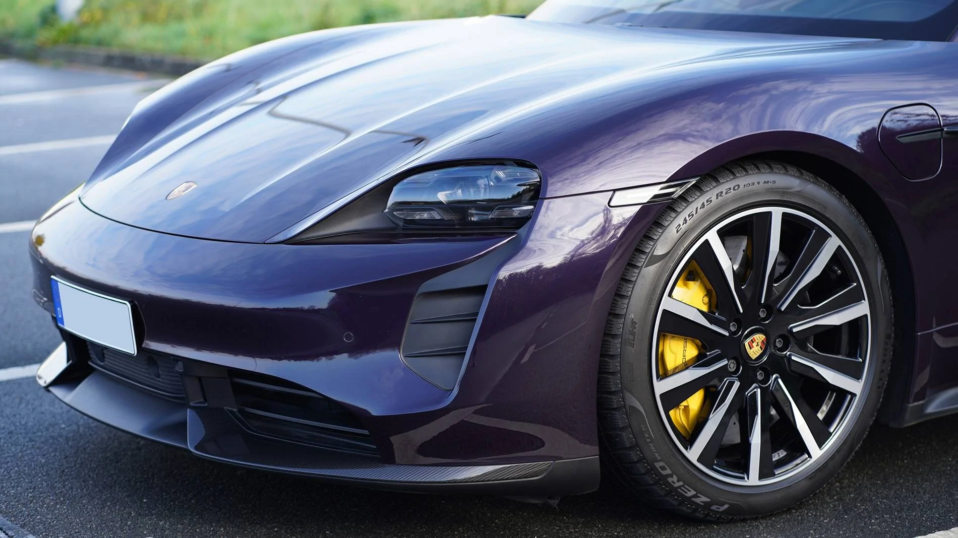 Porsche Taycan Purple Taycan myGTS_06_mod