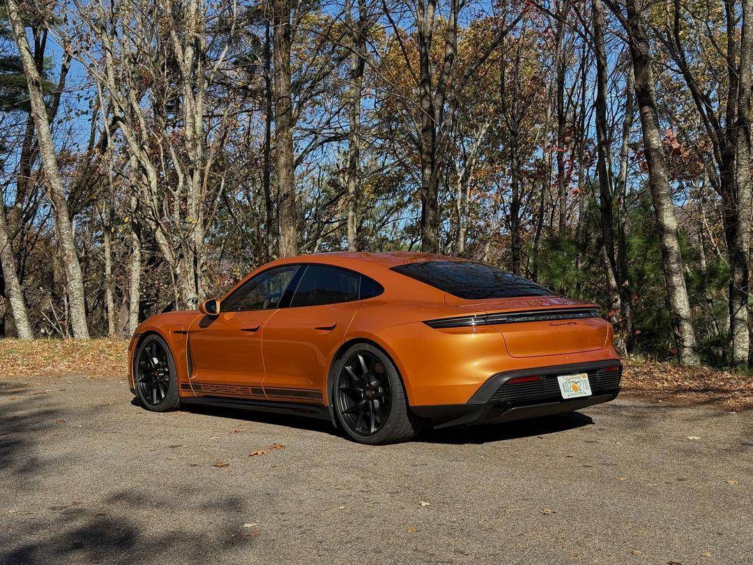 Porsche Taycan 🎨 PTS: PAINT TO SAMPLE Taycan Club & Photos Thread 1000051001