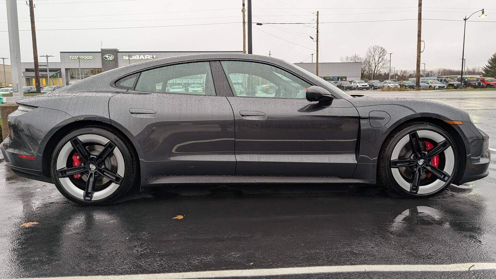 Porsche Taycan ICE GREY Taycan Club 1732819687870-3c