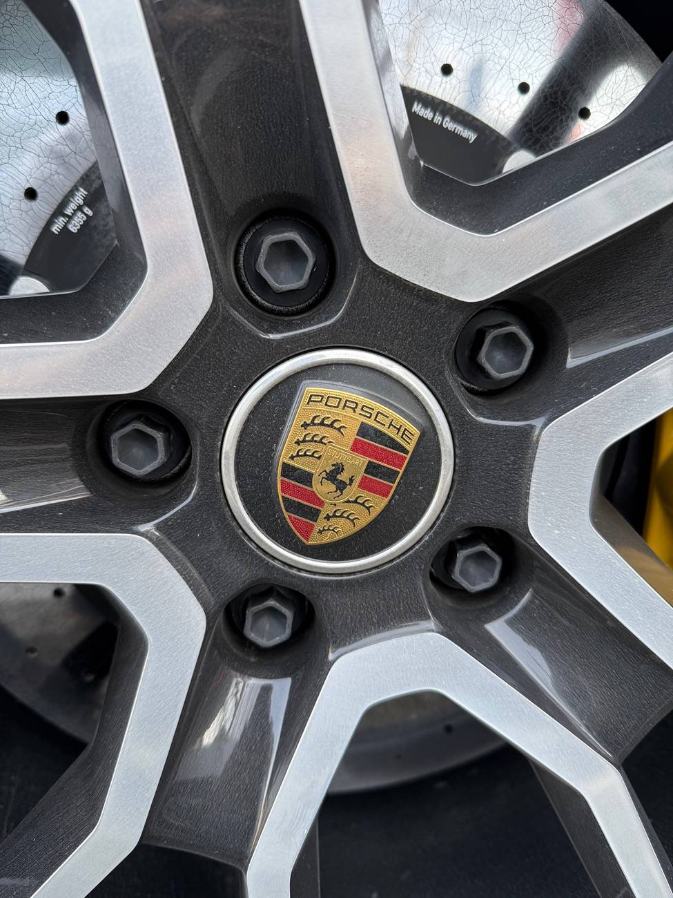 Porsche Taycan Wheel locks? IMG_5460