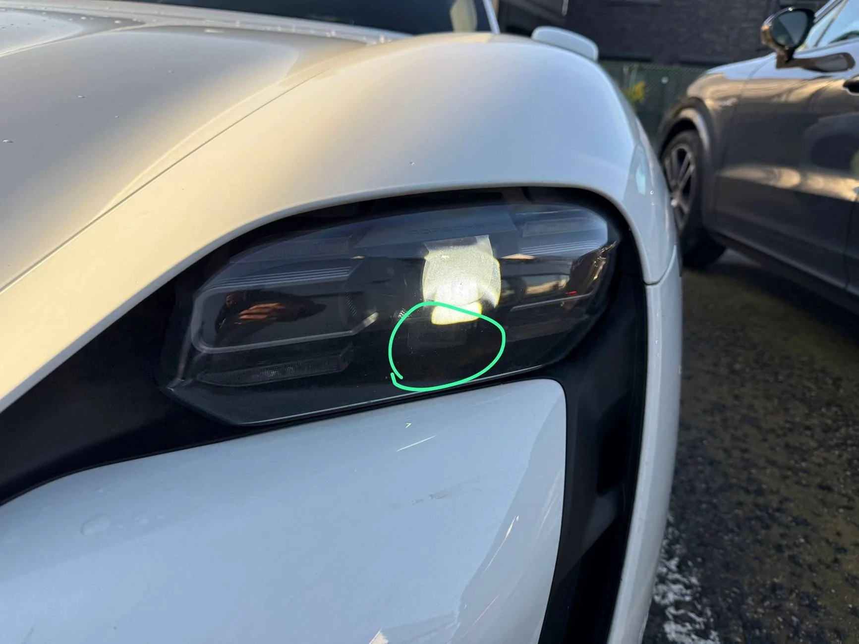 Porsche Taycan Taycan 4S fog light not working 9e0d0386-ddb7-420f-b8c2-da58e818f0f