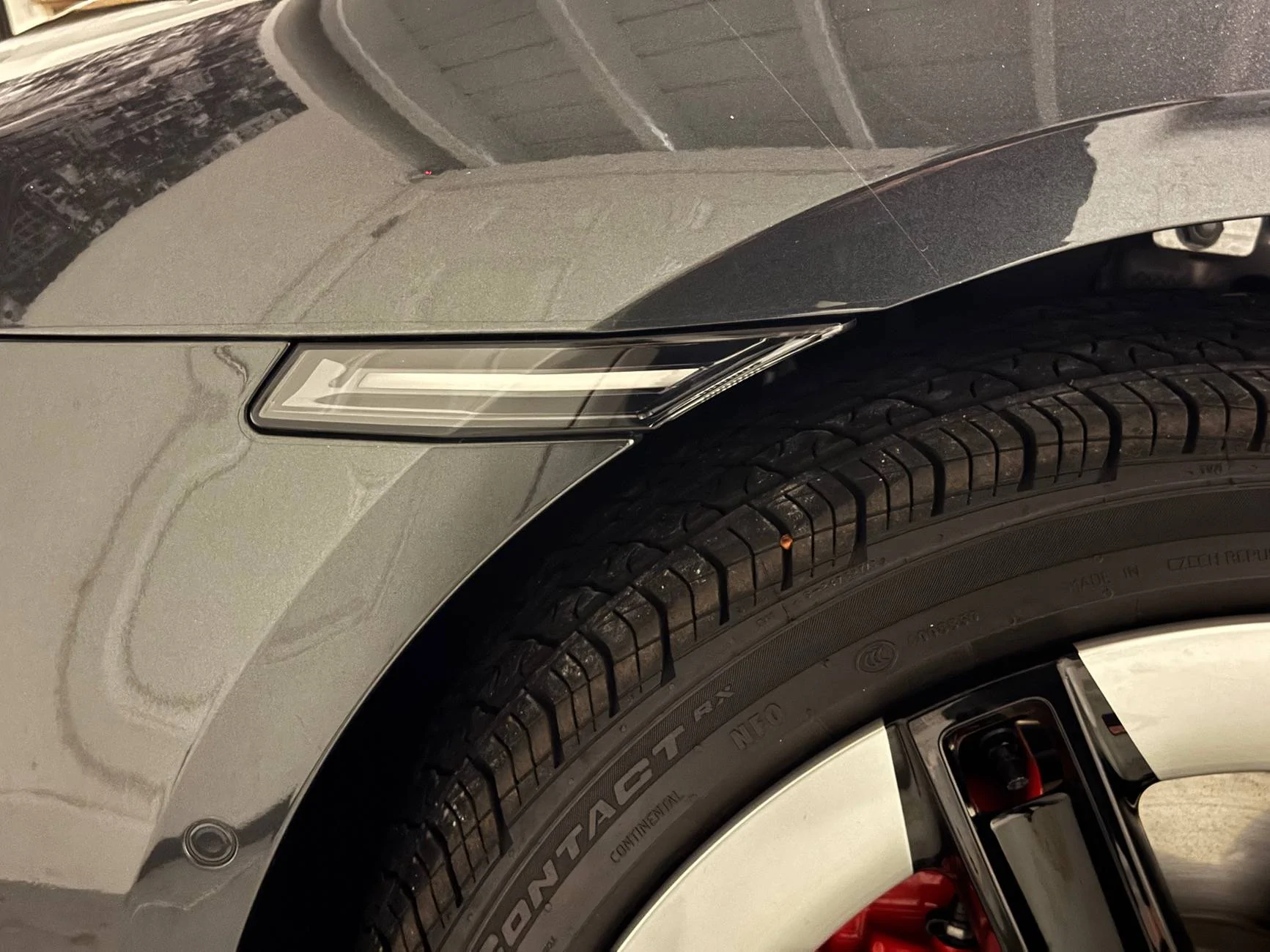 Porsche Taycan Puddle lights + Side markers done IMG_3228