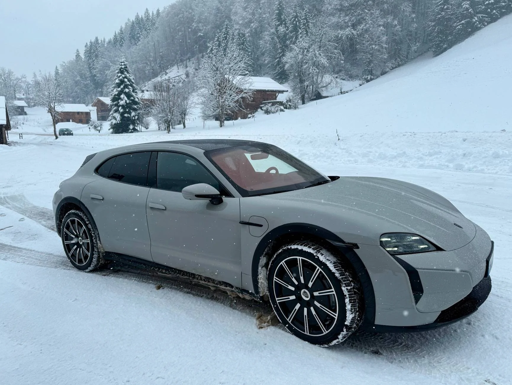 Porsche Taycan Mountain Test Drive of the 2025 Taycan Turbo Cross Turismo J1.2 IMG_1145