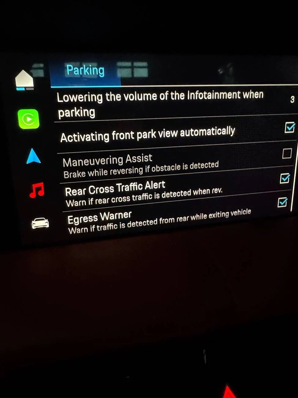Porsche Taycan Issues with maneuvering assist/parking restrictions? IMG_1805