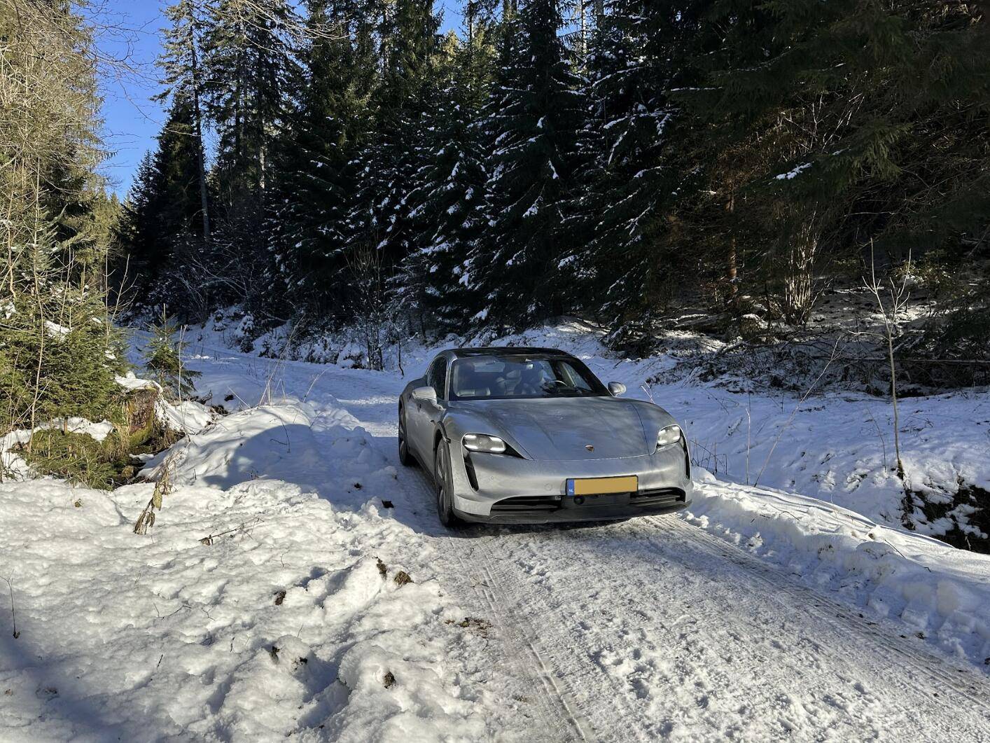 Porsche Taycan Do I need snow tires? Driving south this week in 4CT Screenshot 2025-01-10 at 22.32.18