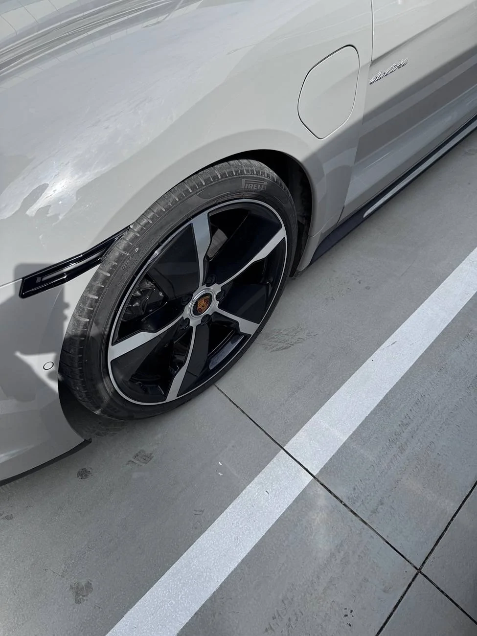 Porsche Taycan Got 6.1km/kwh (16.4 kWh/100km) on 21” wheels IMG_6994