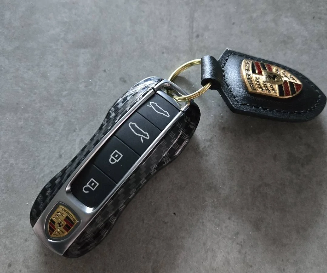 Porsche Taycan OK - let's see them! Key Fob Screenshot_20250111_122404_Gallery