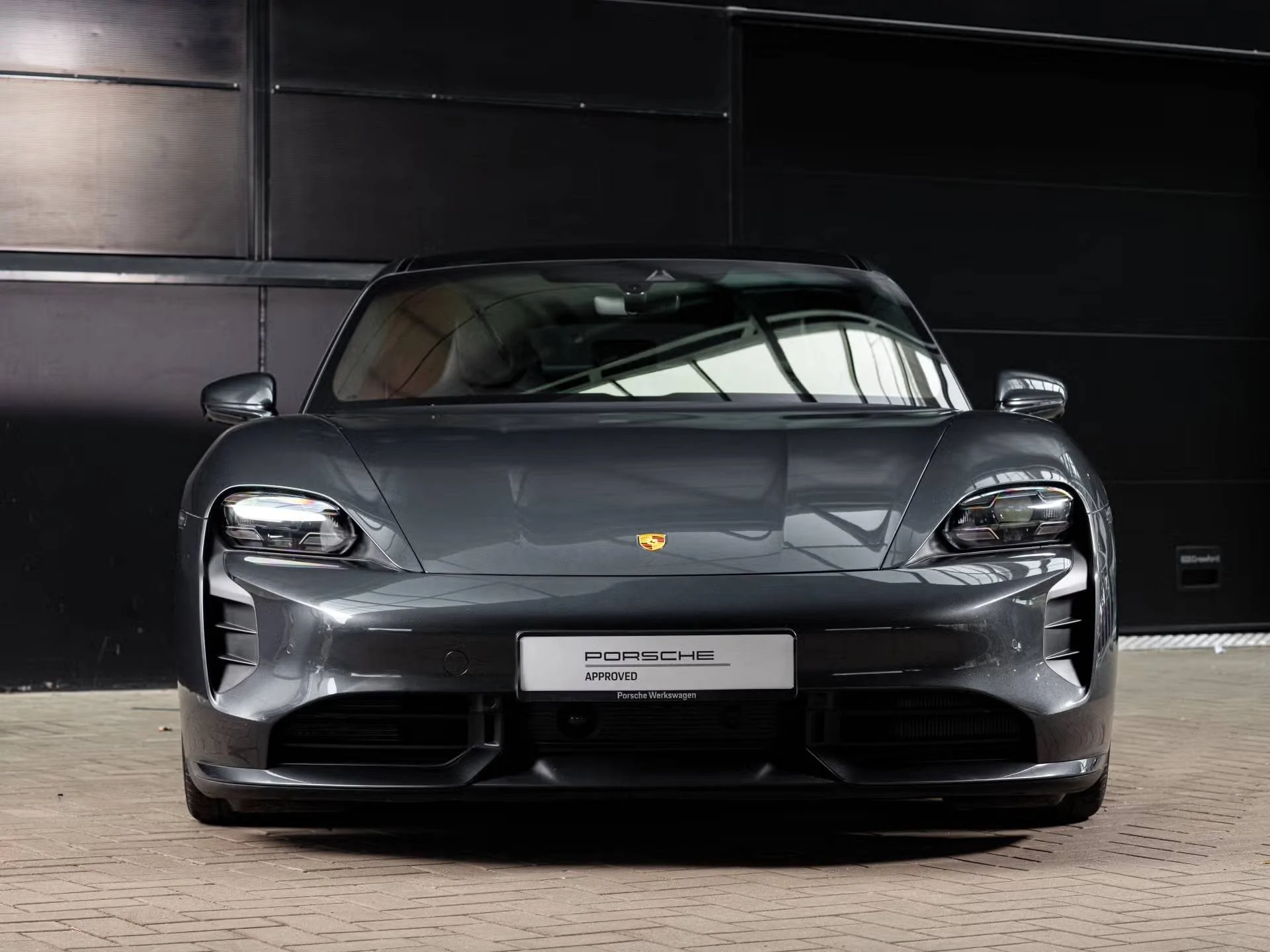 Porsche Taycan Considering a Taycan Turbo (2021) 1920 (3)