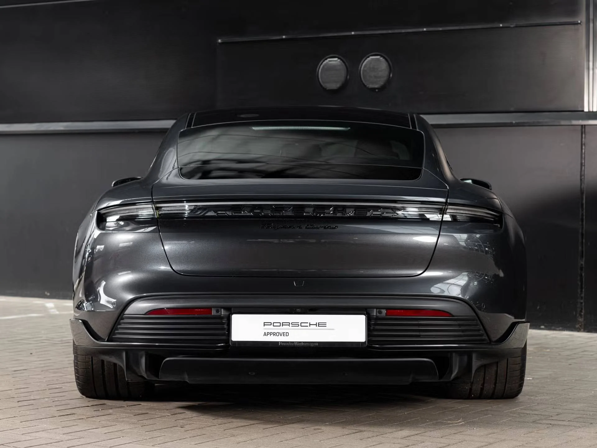 Porsche Taycan Considering a Taycan Turbo (2021) 1920 (4)