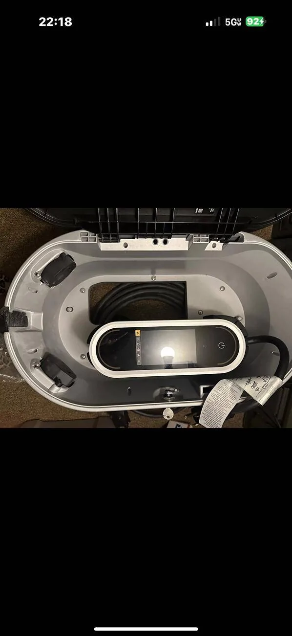 Porsche Taycan WTB: Charging Dock for PMCC (7PP.915.706) IMG_0030