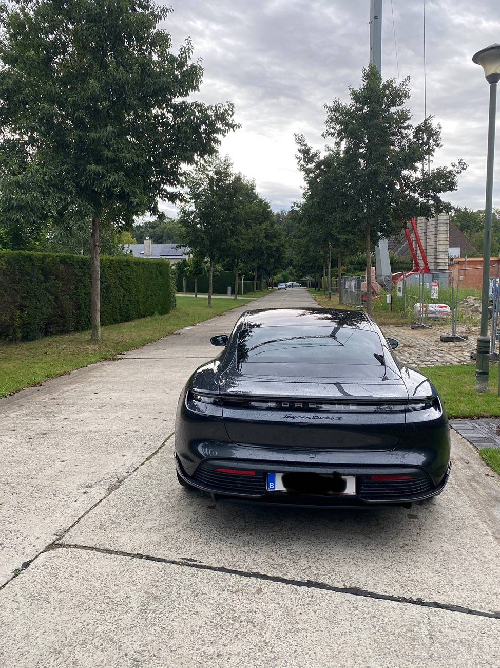 Porsche Taycan Model 2020 IMG_9217