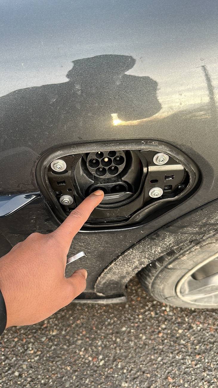 Porsche Taycan Right Charge Port Impaired Help! 735AD478-F7D3-4F01-B09A-106B0FF4EFA1