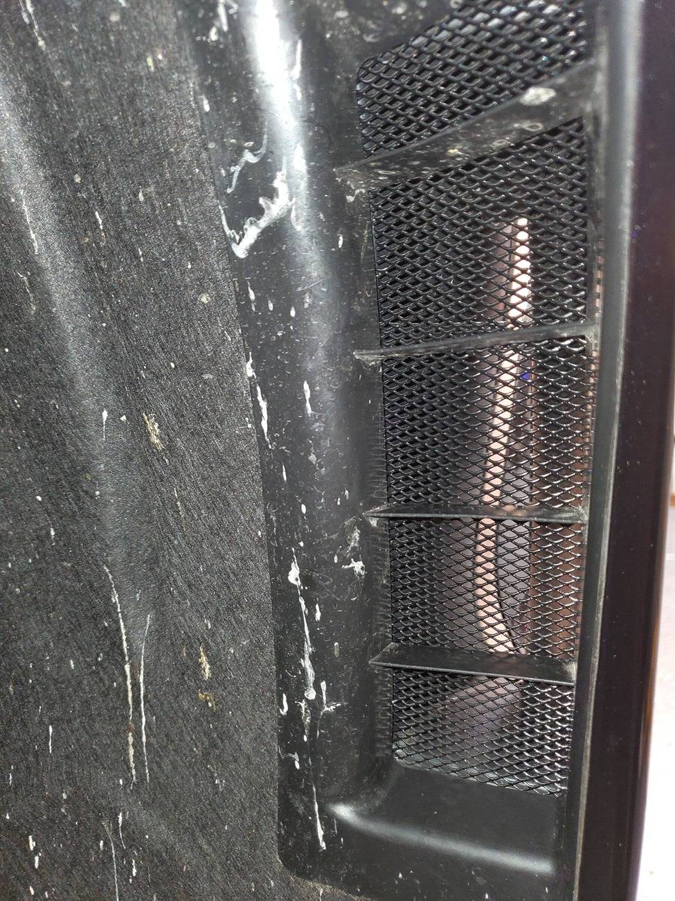 Porsche Taycan Looking for a part number, front arch liner vent 20220122_084626
