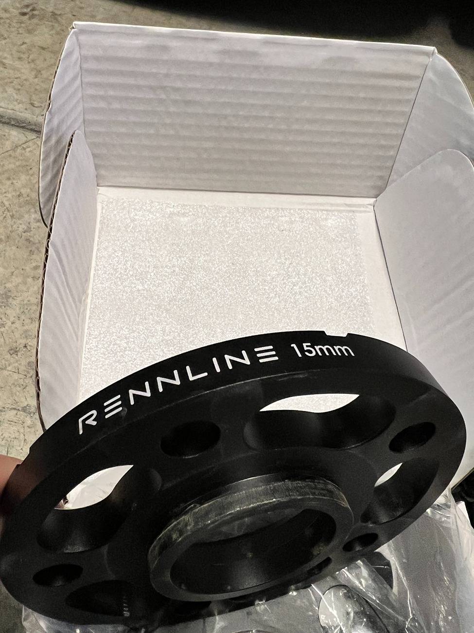 Porsche Taycan Rennline 15mm Spacers IMG_2286.JPG