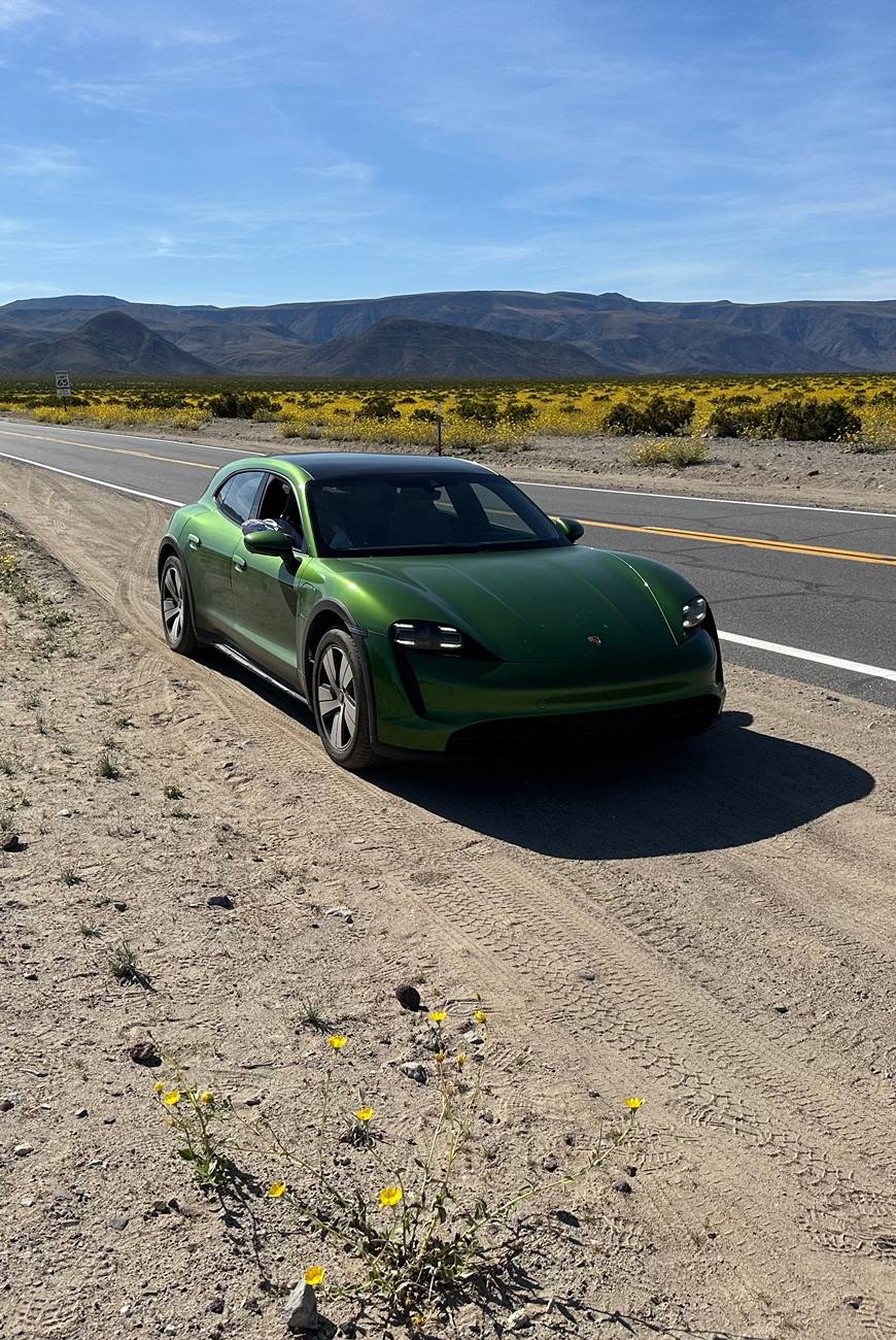 Porsche Taycan MAMBA GREEN Taycan Club IMG_8103