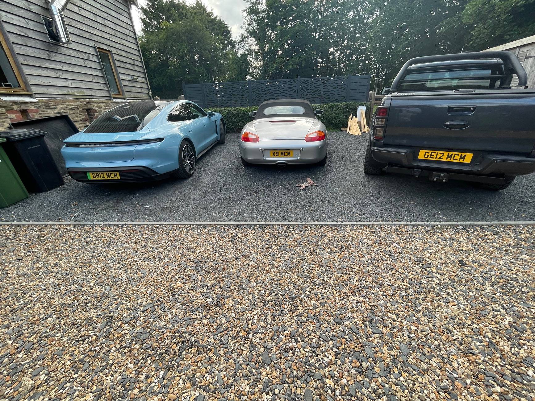 Porsche Taycan Your thoughts on Pale Blue? IMG_6103