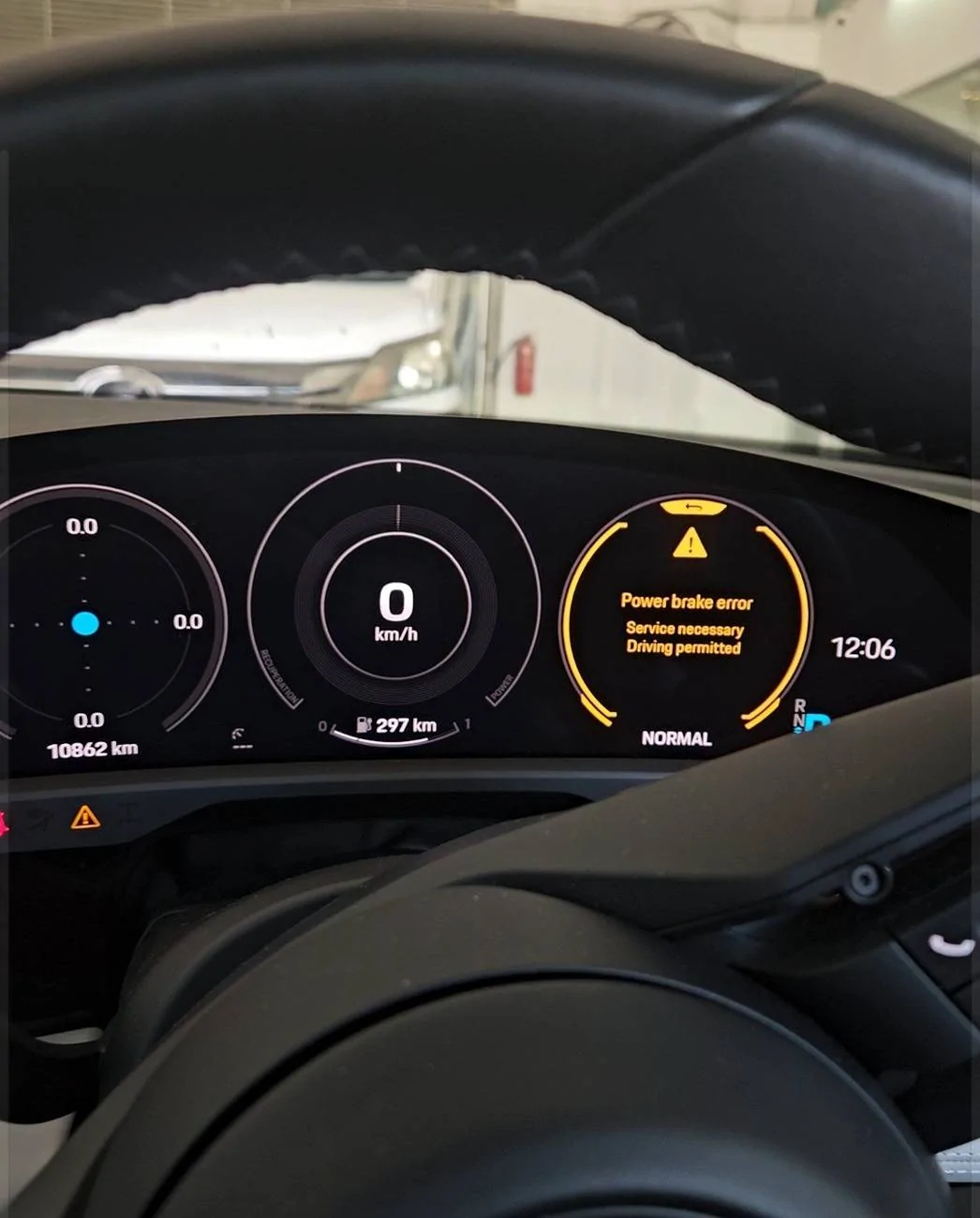 Porsche Taycan power brake error, recall issues 1000057329