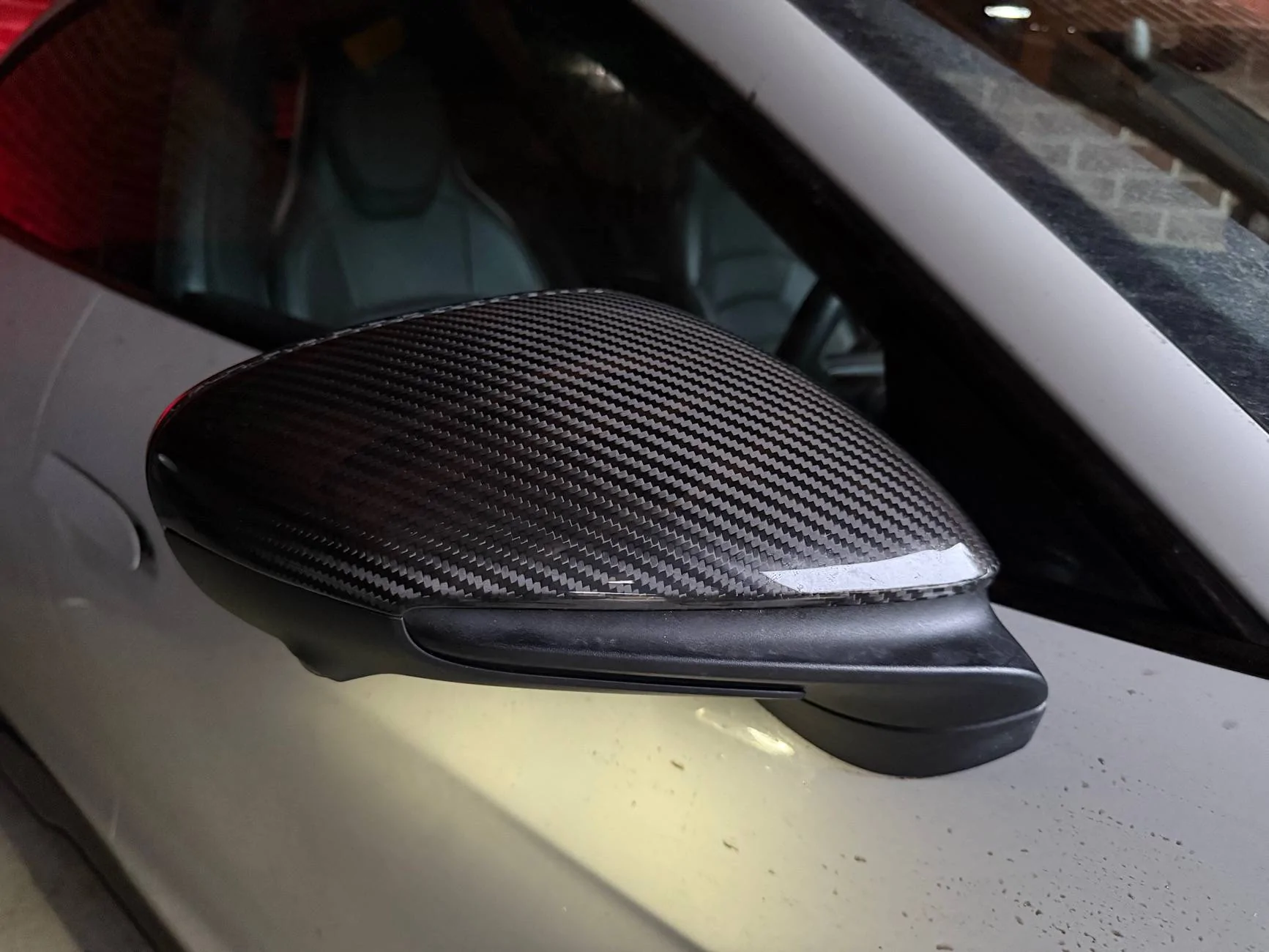 Porsche Taycan Fitting aftermarket carbon wing mirror caps? Any tips? IMG_4337
