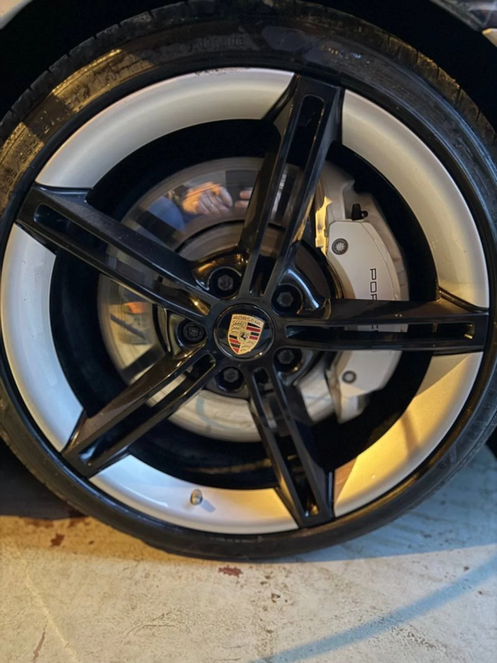 Porsche Taycan All black wheel centres and dust caps. IMG_4207