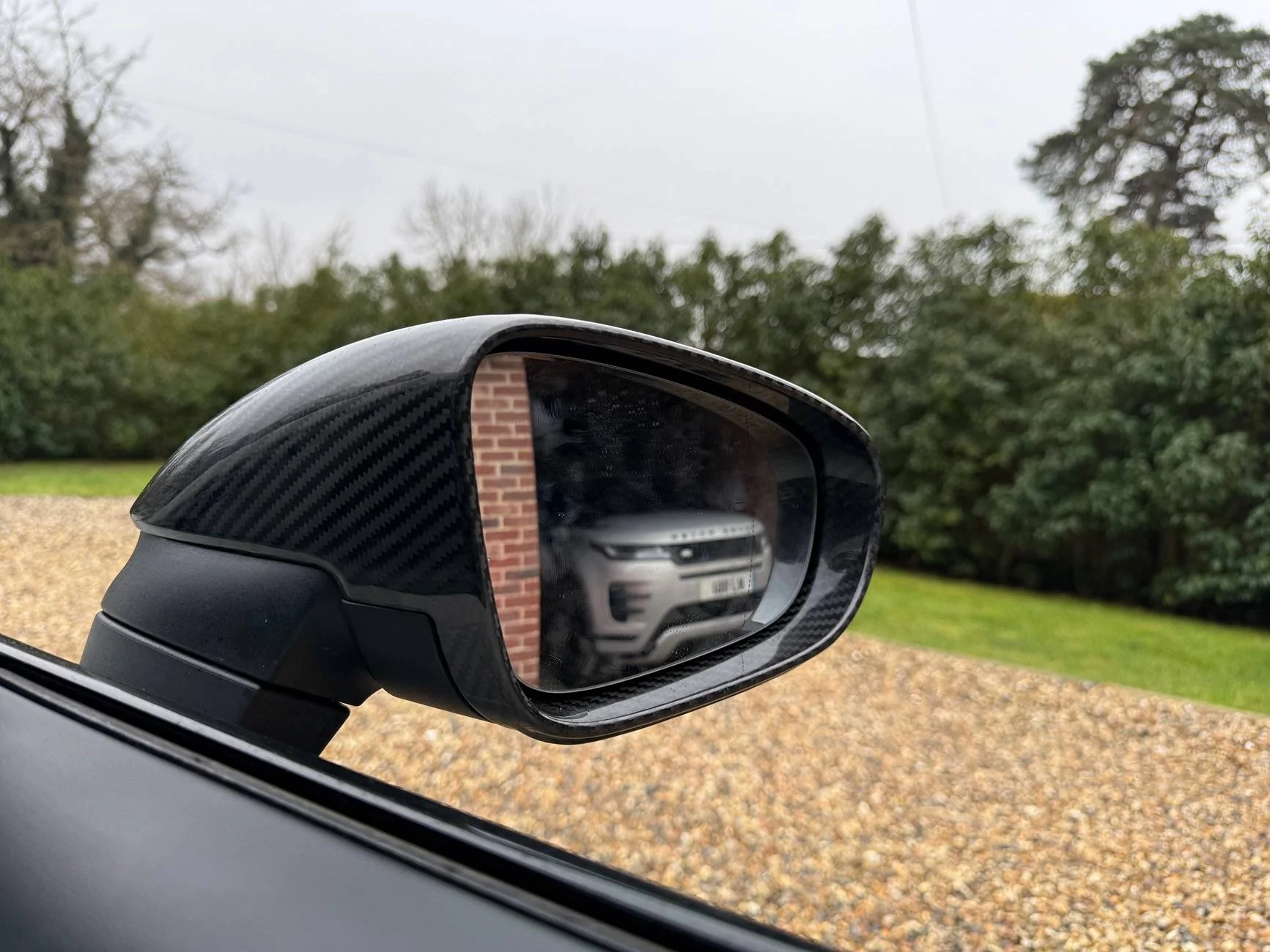 Porsche Taycan Fitting aftermarket carbon wing mirror caps? Any tips? IMG_4327