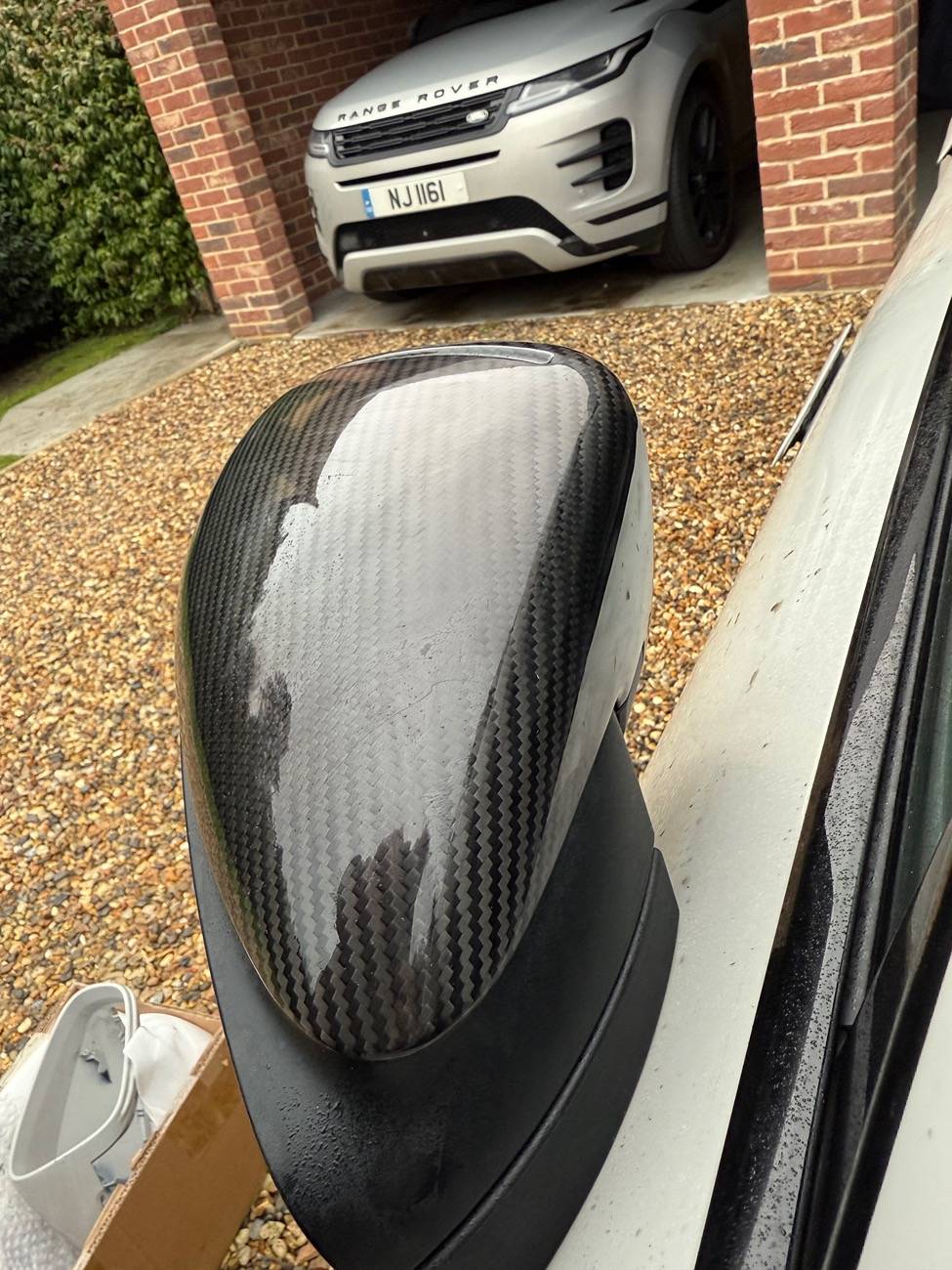 Porsche Taycan Fitting aftermarket carbon wing mirror caps? Any tips? IMG_4316