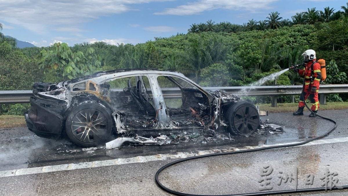 Porsche Taycan Taycan fire e5a4a7e98193e8a18ce9a9b6e98094e4b8ade781abe783a7e6af81-e794b5e58aa8e8b791e8bda6e594aee4bbb757e