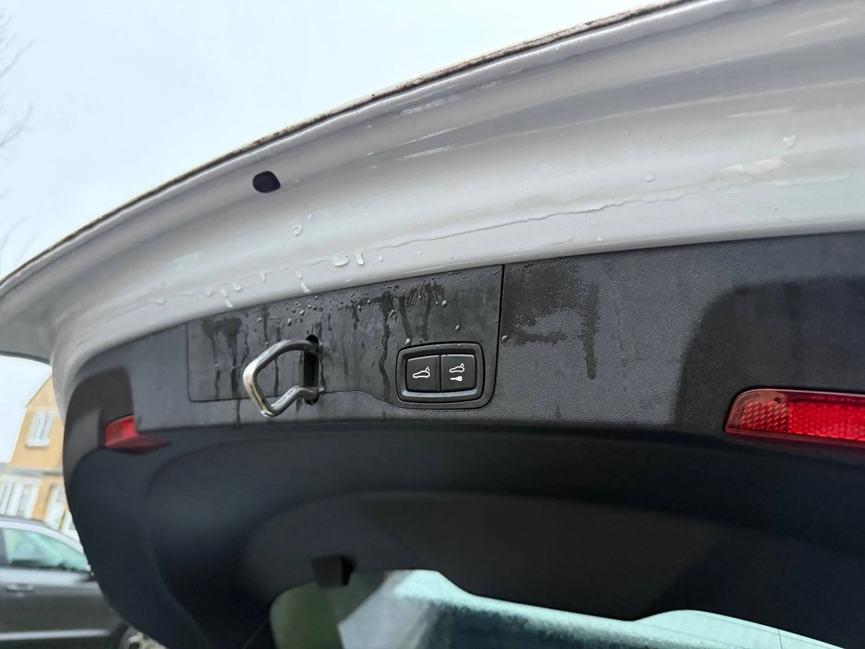 Porsche Taycan Water in boot/trunk IMG_8968