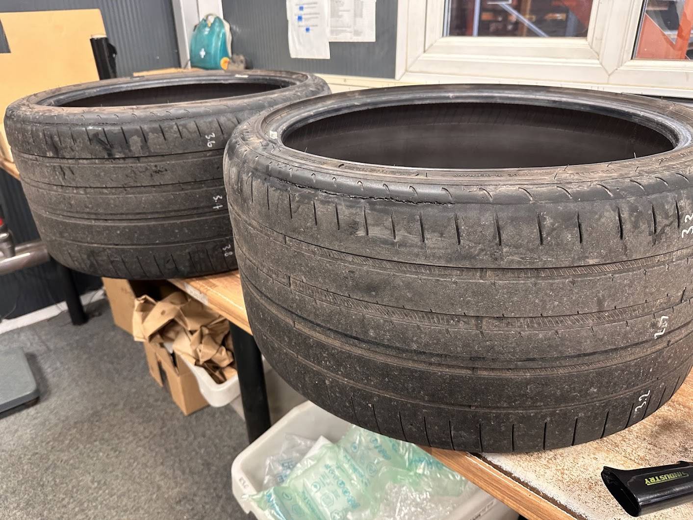 Porsche Taycan Taycan Problem - potential catastrophic tire failure IMG_3404