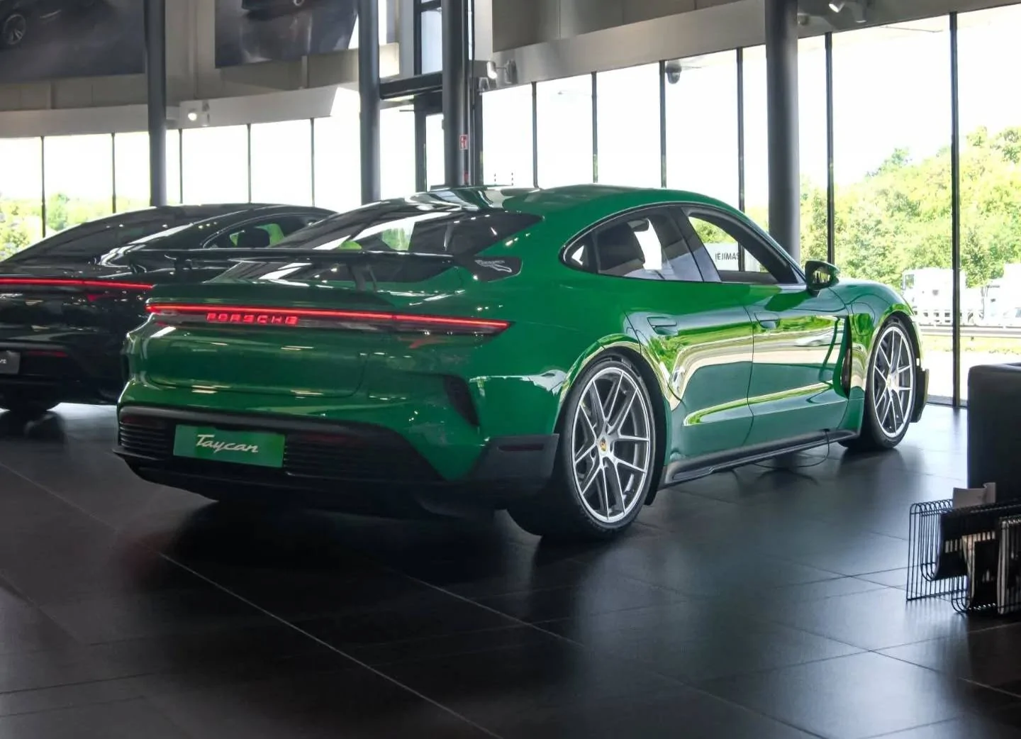 Porsche Taycan 🎨 PTS: PAINT TO SAMPLE Taycan Club & Photos Thread Screenshot_20250219_213421_Instagram