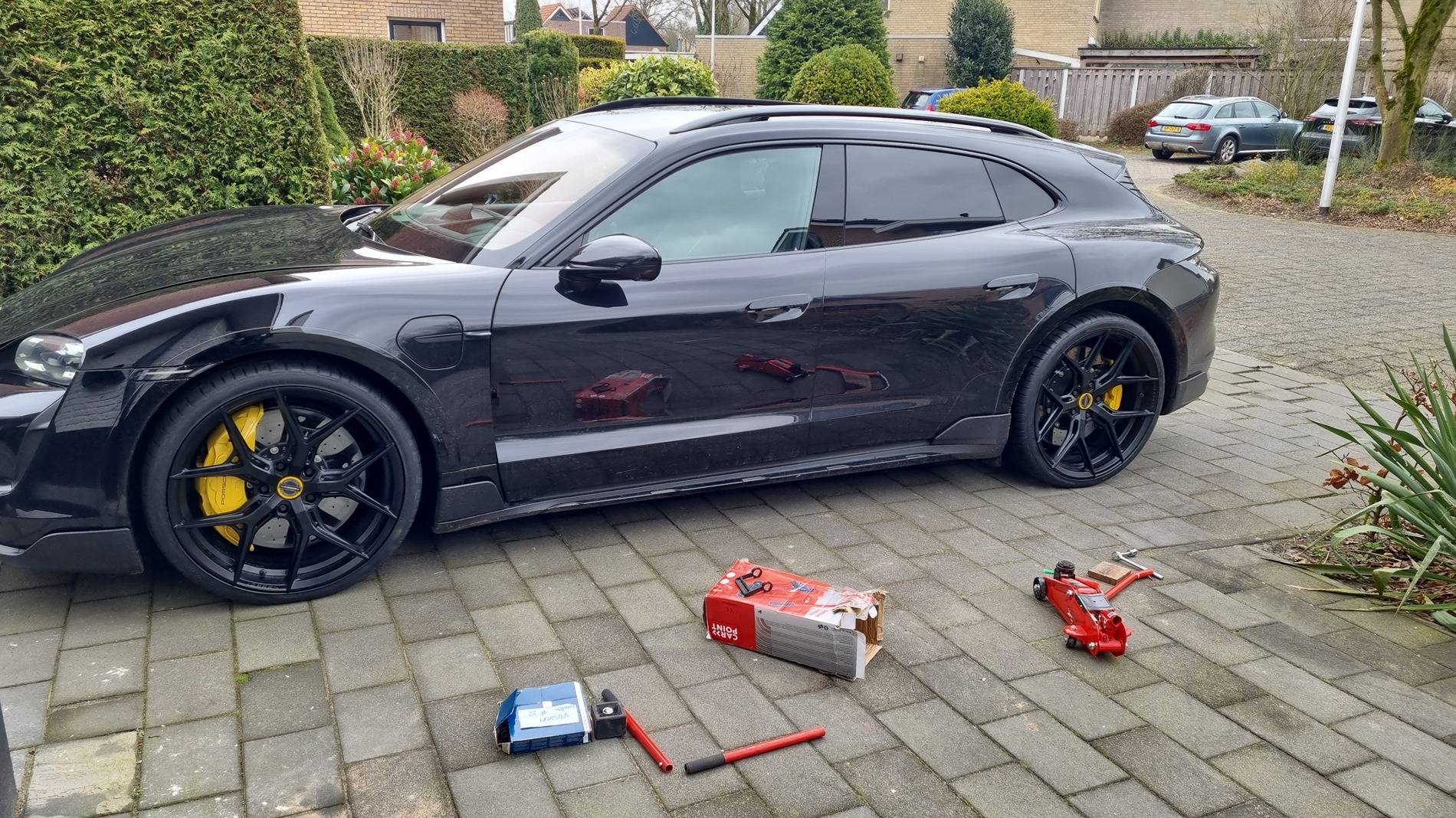 Porsche Taycan Switching from 20” to 21” wheels - anyone done this? IMG-20250301-WA0032