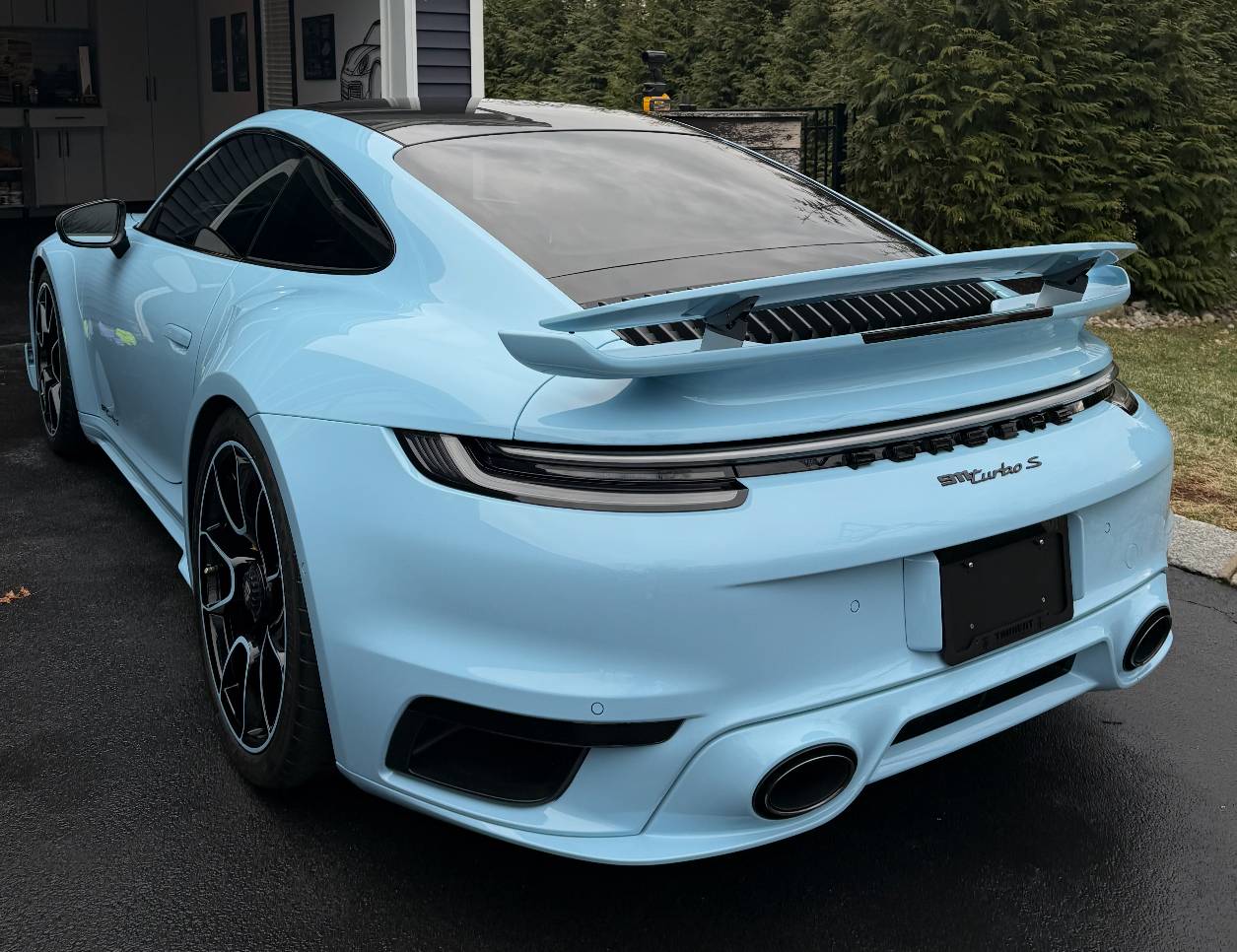 Porsche Taycan Taycan Turbo S to 911 Turbo S IMG_8202