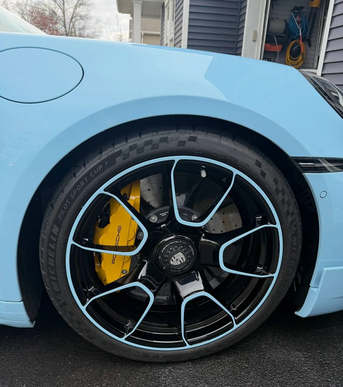 Porsche Taycan Taycan Turbo S to 911 Turbo S IMG_8200
