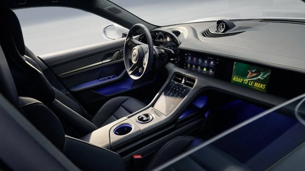 Porsche Taycan Porsche is modernising its PCM: greater performance and new features thumbnail