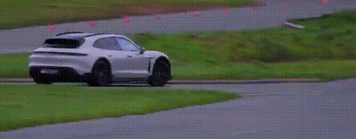 Porsche Taycan Macan GTS to Taycan GTS Taycan_RassoOuest2