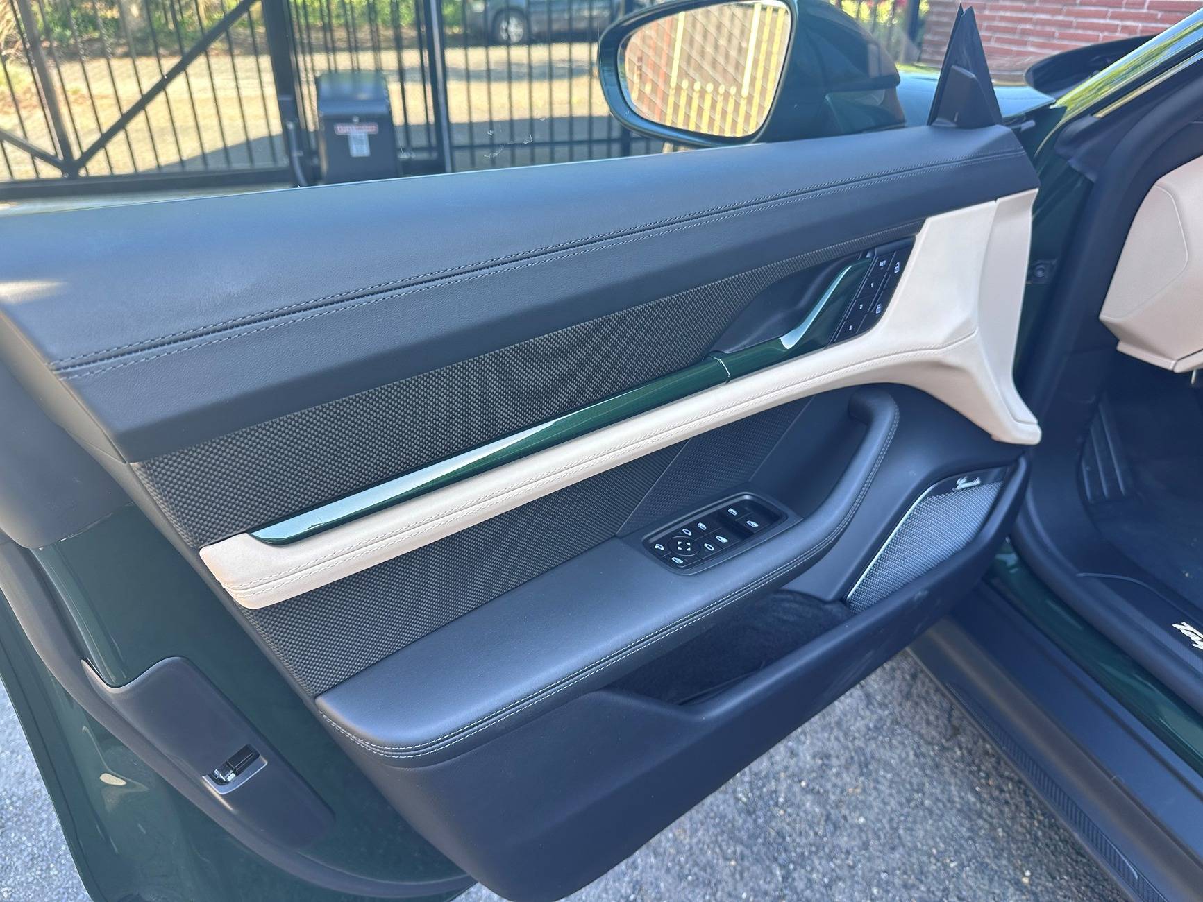 Porsche Taycan The Turbo S arrived today! Trim color