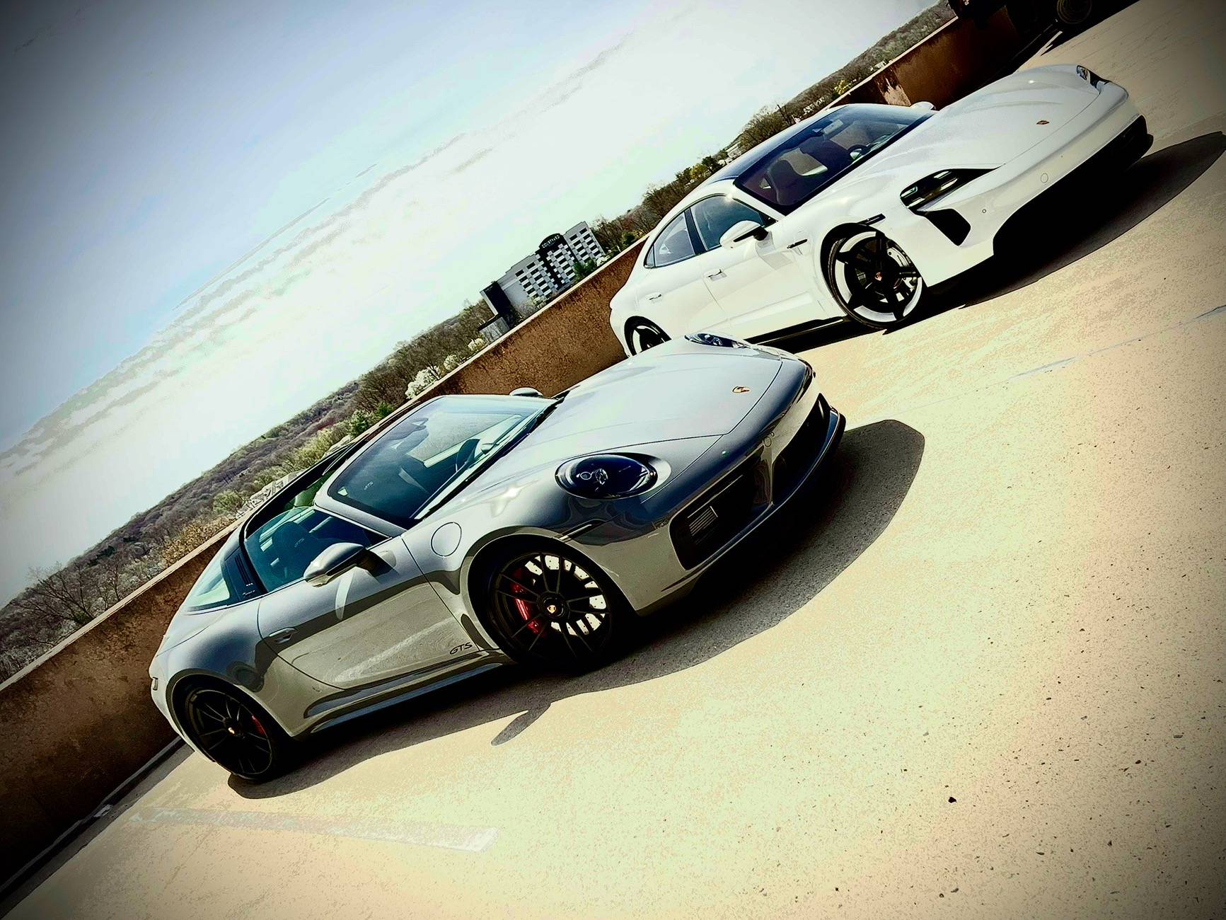 Porsche Taycan Targa GTS and Taycan GTS IMG_4473