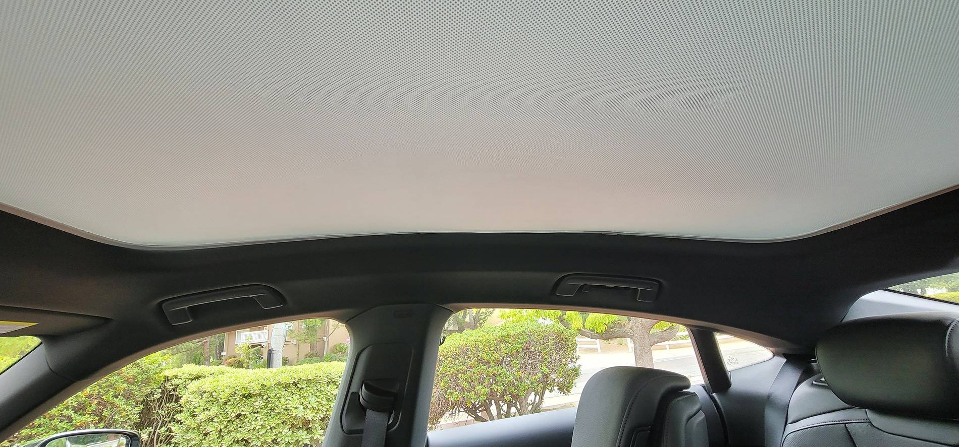 Porsche Taycan Panoramic Roof Removable Sunshade 20250506_093047