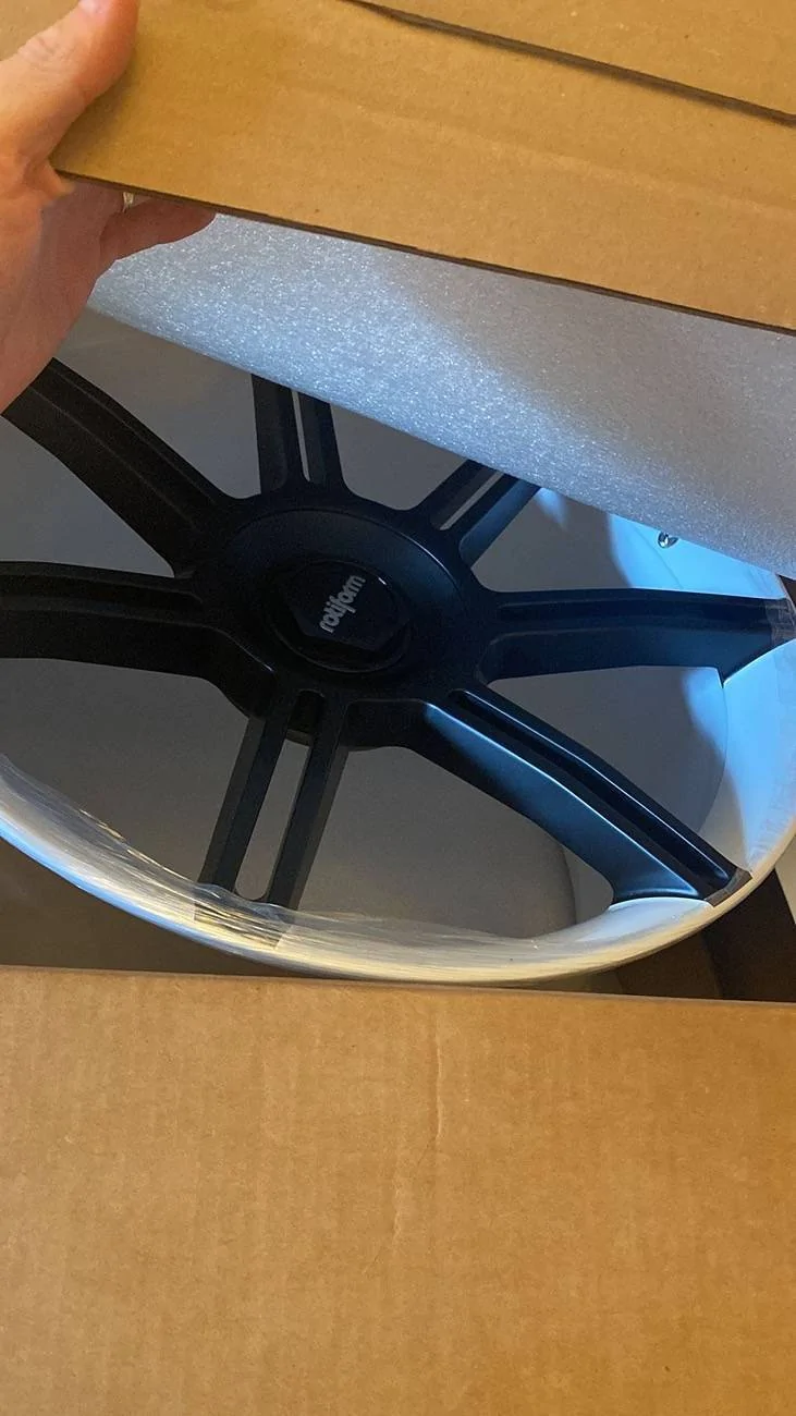Porsche Taycan Taycan Rotiform Mission E Wheels : (SOLD) IMG_1045