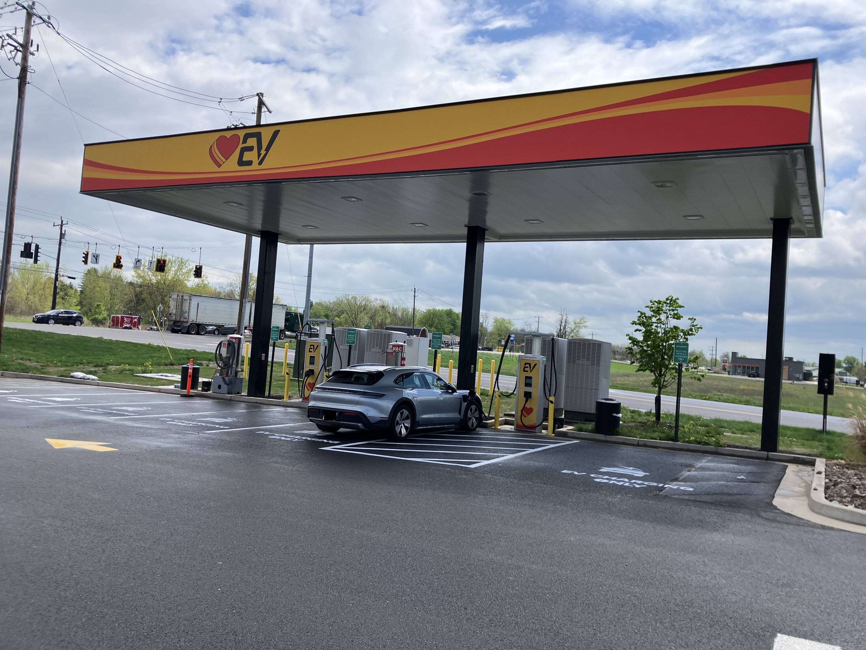 Porsche Taycan May 2025:  3000-mile midwestern USA road-trip experiences IMG_1791